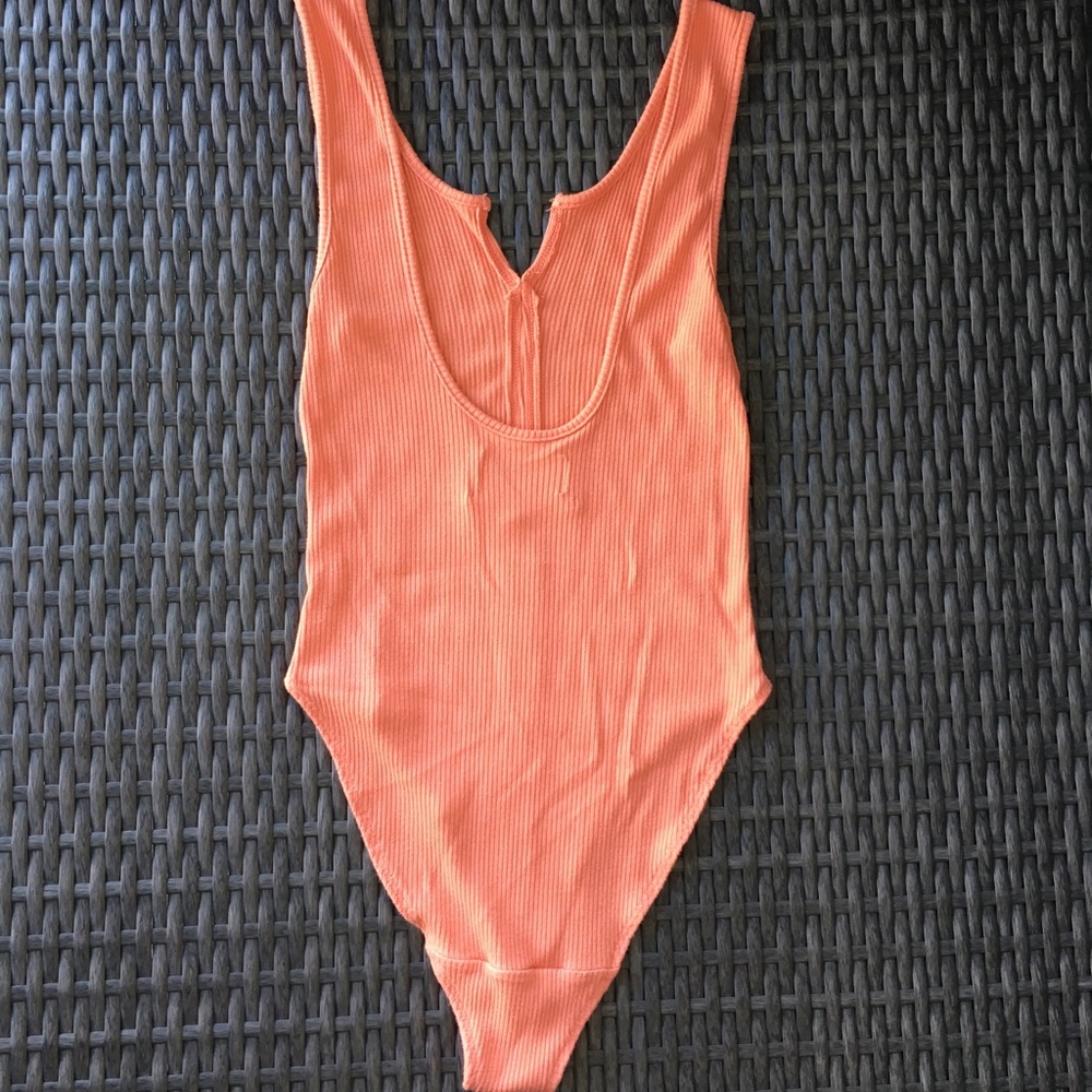 UO Ribbed Bodysuit - Picture 2 of 4
